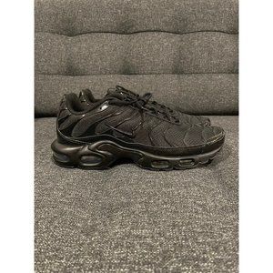 Nike Air Max Plus - Triple Black